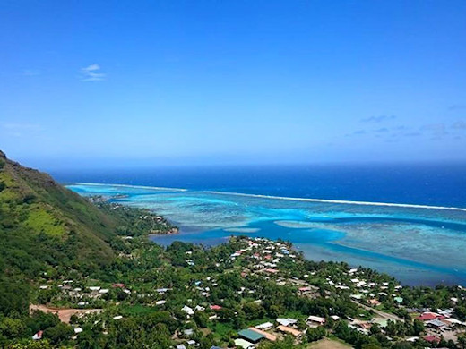 画家ゴーギャンが「古城のよう」と称した、山々の緑が美しいハートの形の「モーレア島」の魅力&おすすめホテル